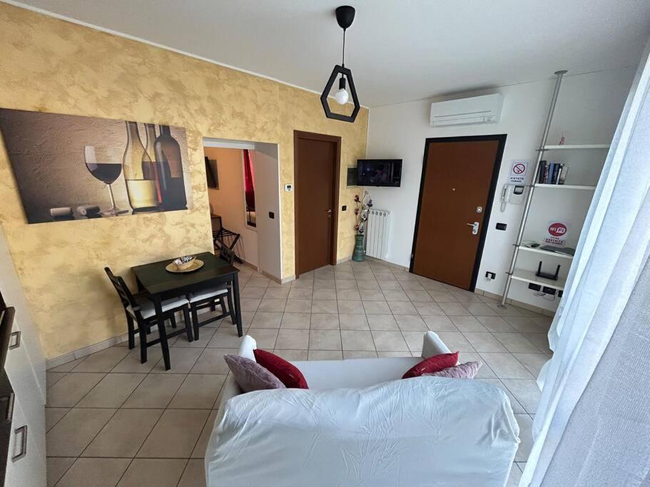 Apt Genny - Somma Lombardo Apartment Екстериор снимка